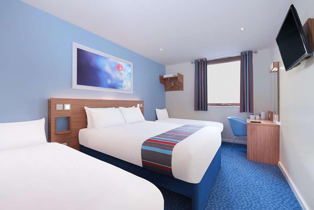 Travelodge Colwyn Bay Олд Колвин Номер фото