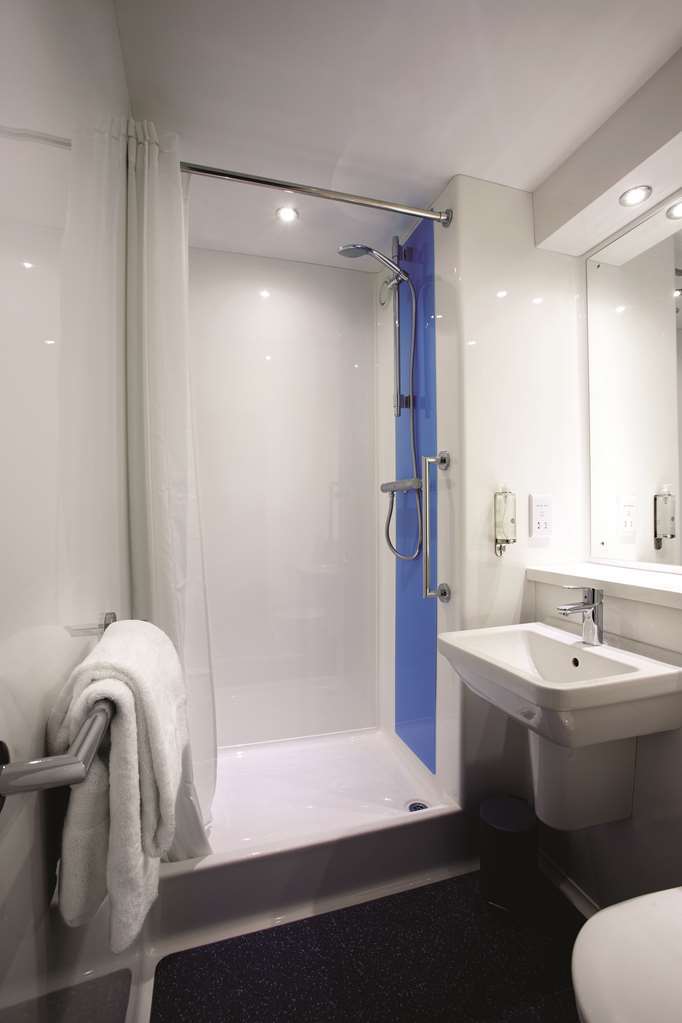 Travelodge Colwyn Bay Олд Колвин Номер фото